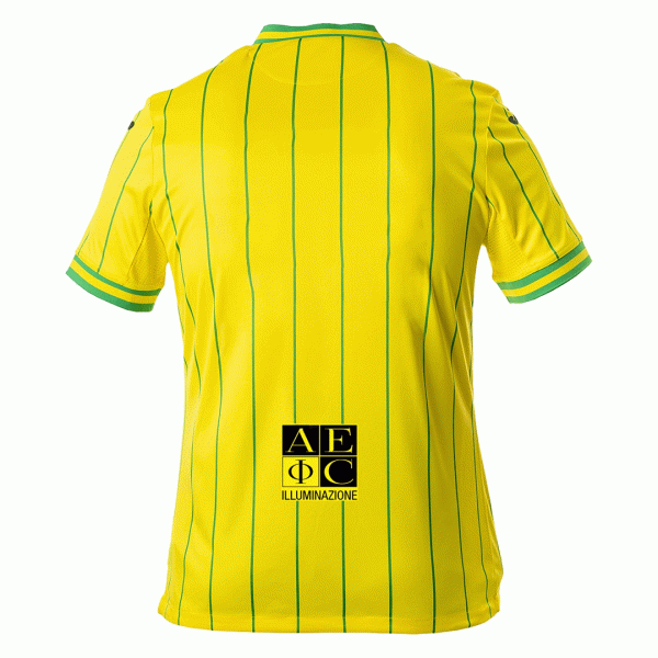 Norwich City Home Soccer Jersey 2022/23